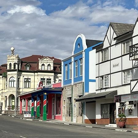 Central Self Catering Свакопмунд Экстерьер фото