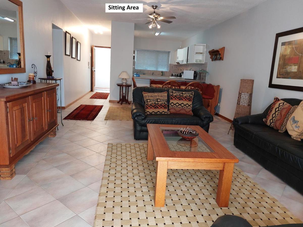 Central Self Catering Свакопмунд Экстерьер фото