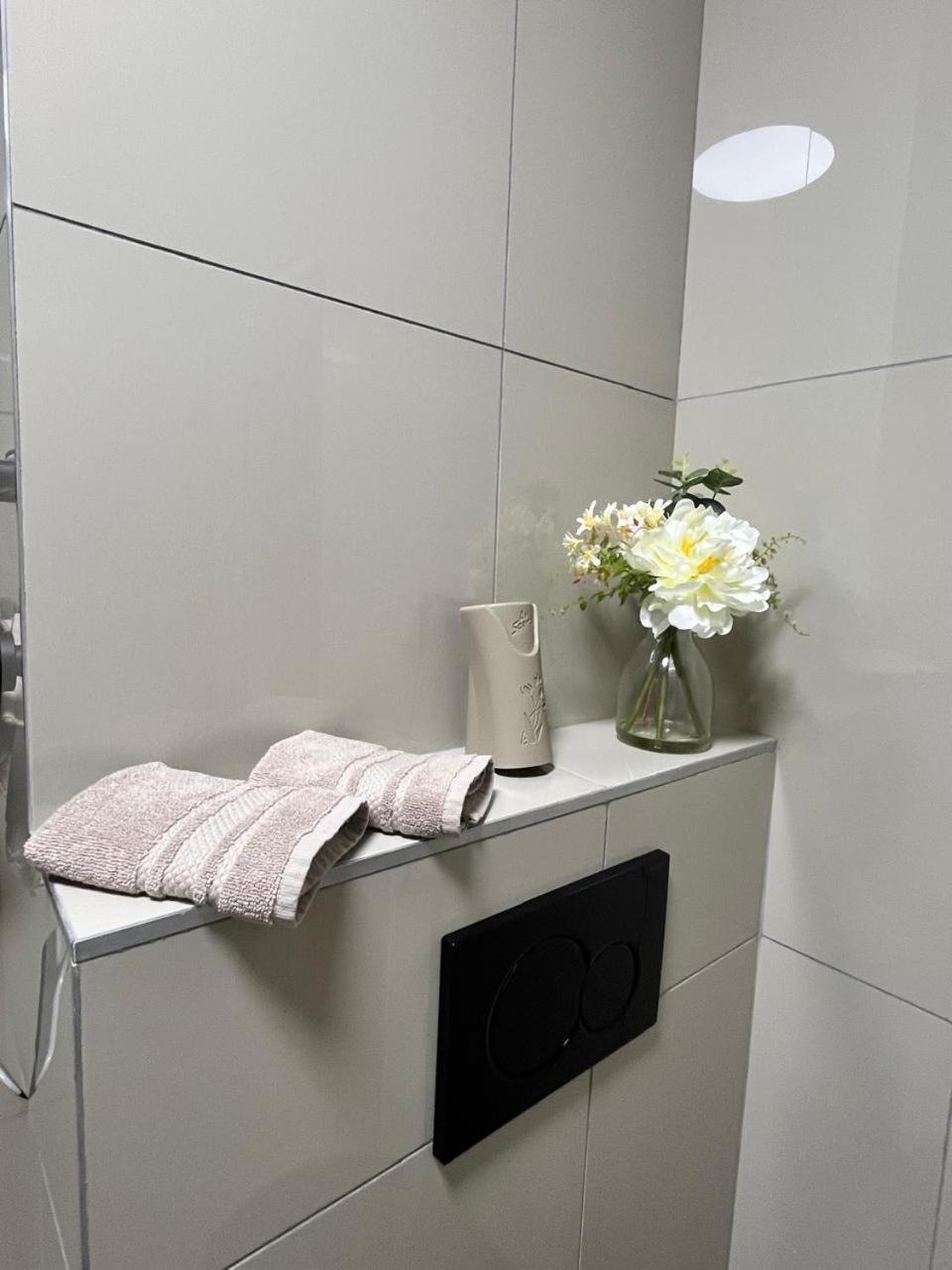 Central Self Catering Свакопмунд Экстерьер фото
